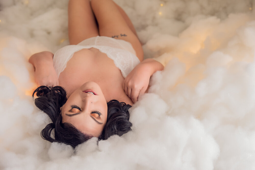 LauraLyons-001.jpg