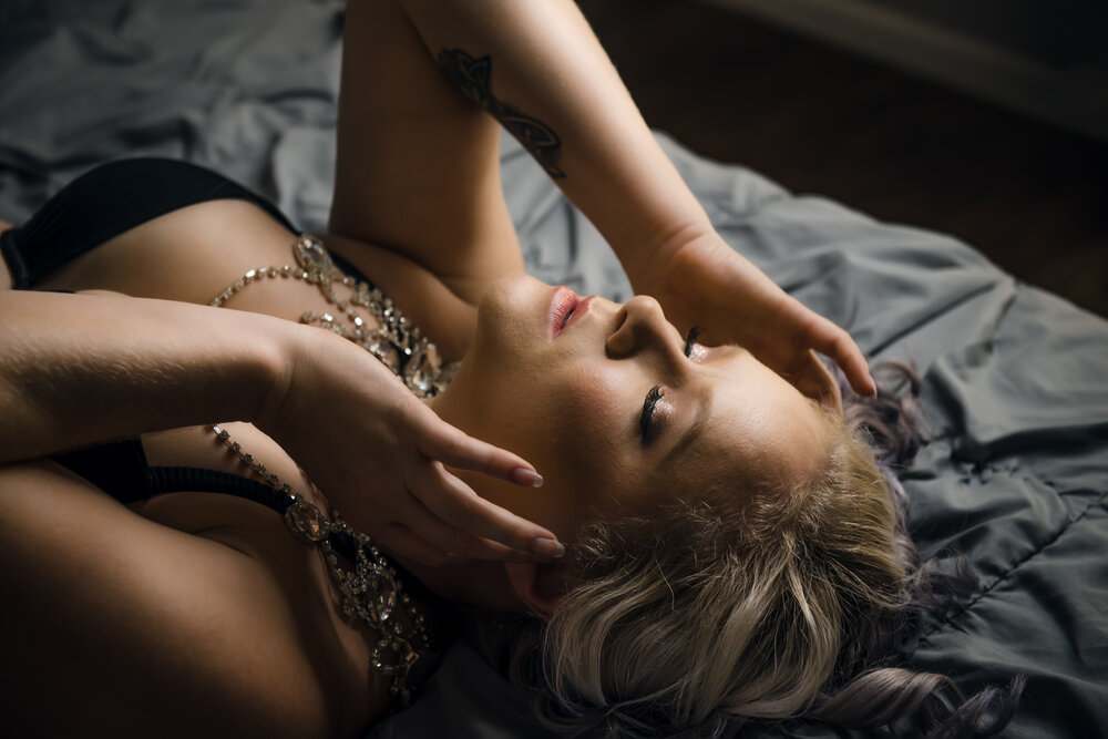 Women empowerment through Boudoir Photography in Deridder, Louisiana serving Lake Charles, Alexandria, Lafayette, Beaux Bridge, Fort Polk and Shreveport LA and beyond. Corrine Boudoir